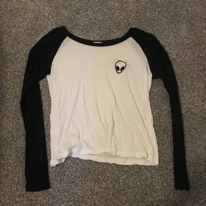 ⭐️Soft Long Sleeve Alien Shirt